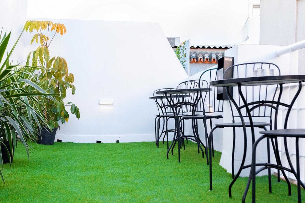 Downtown Apartment With Private Terrace & Jacuzzi Sevilla Exterior foto